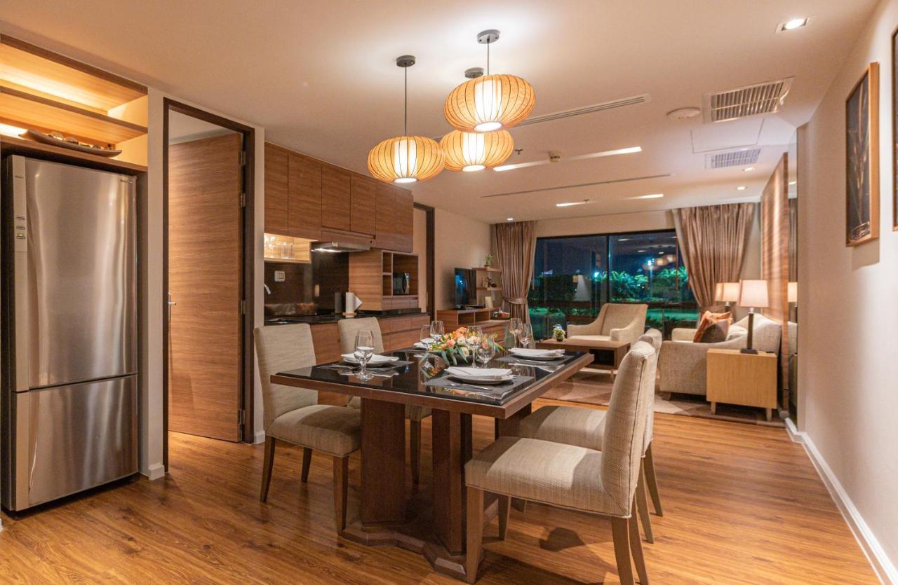 Summit Windmill Golf Suite Hotel At Suvarnabhumi Bangkok Exterior foto A dining room